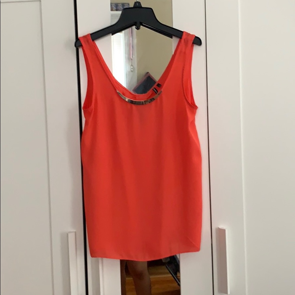 Sleeveless blouse